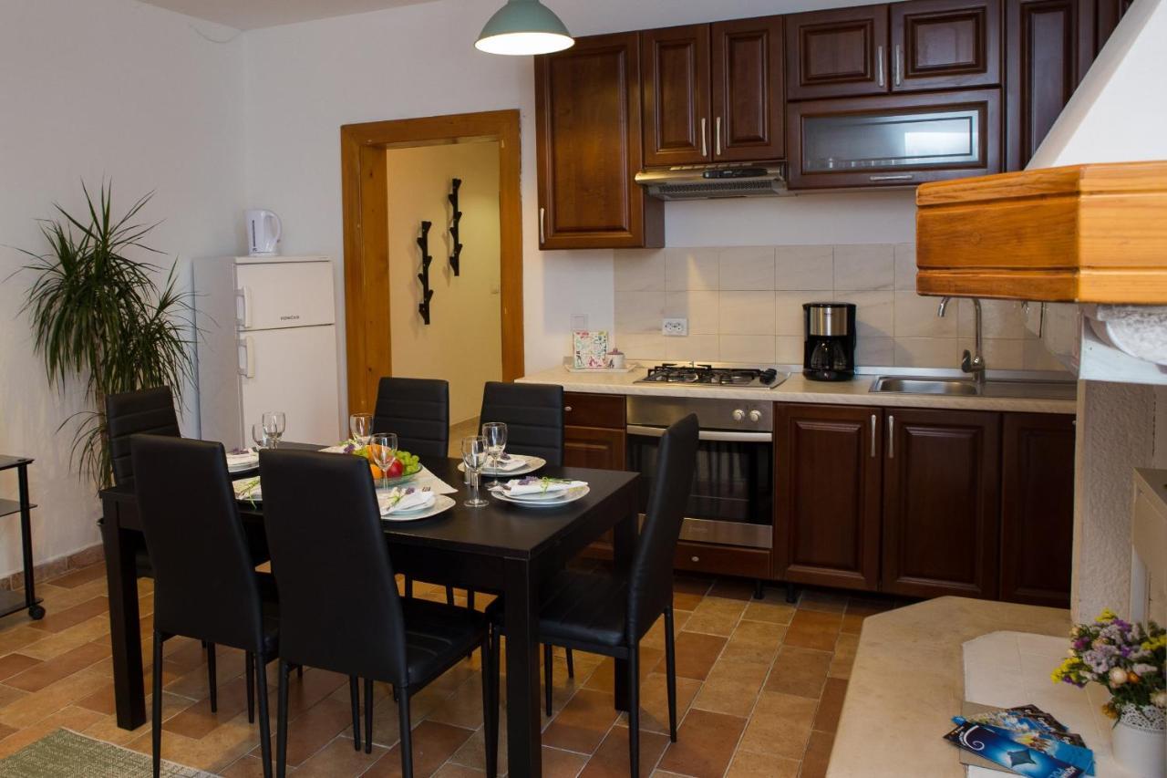 Apartman Girasol Pula Διαμέρισμα Εξωτερικό φωτογραφία