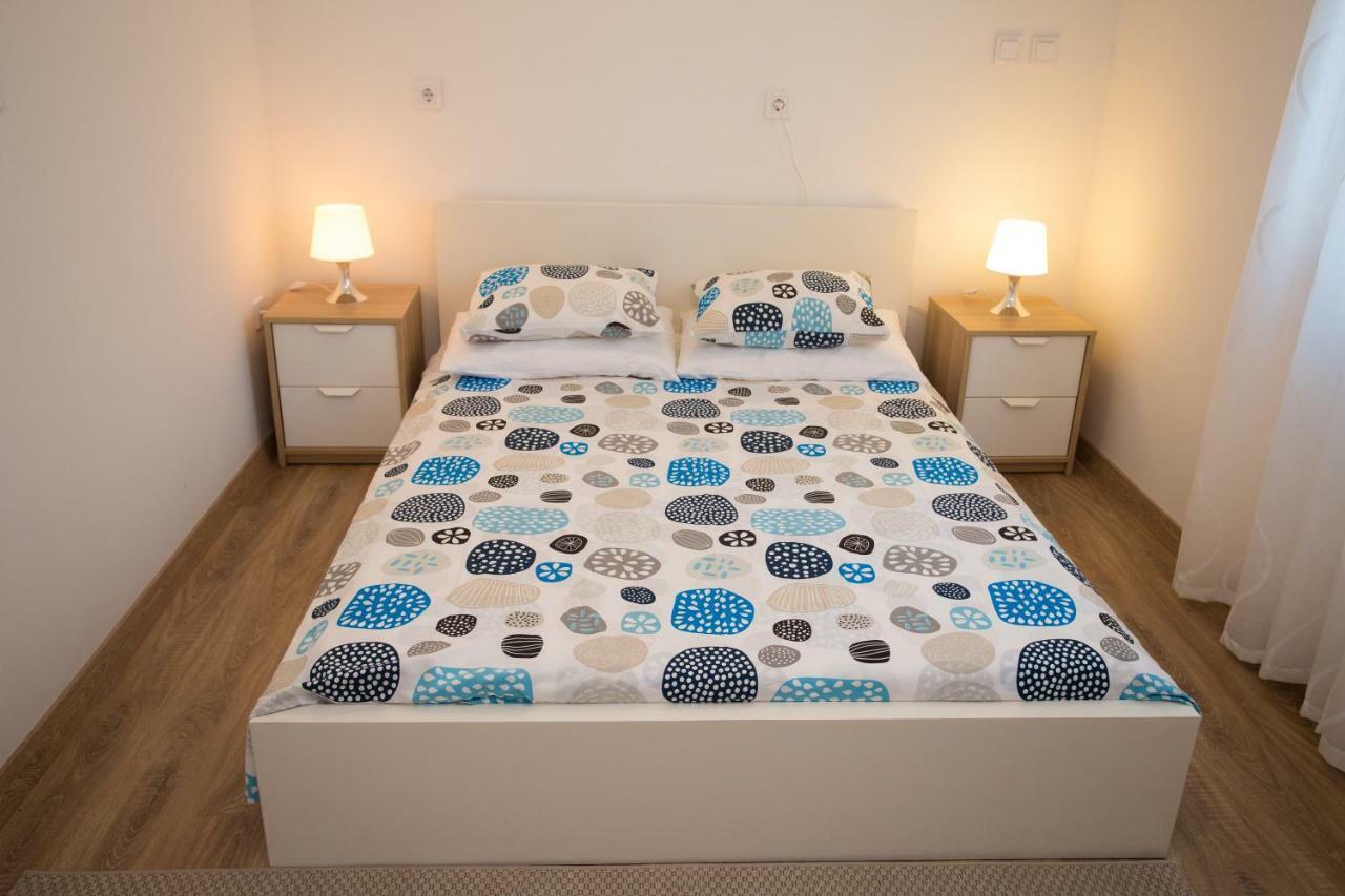 Apartman Girasol Pula Διαμέρισμα Εξωτερικό φωτογραφία
